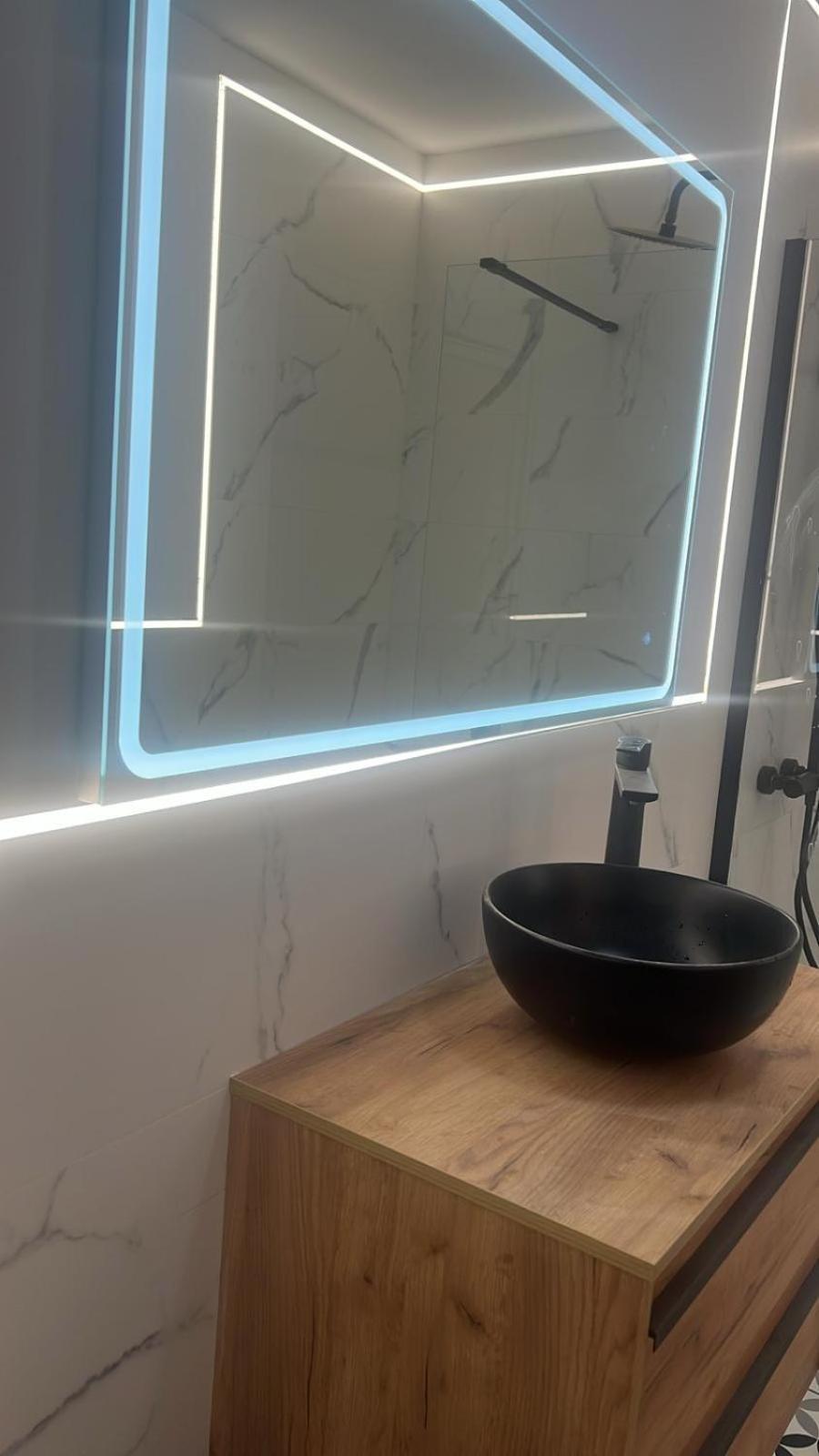 Lope De Haro Apartment Madrid